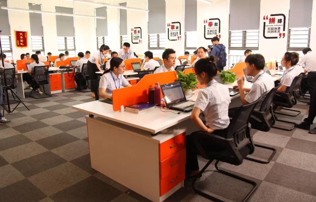 競(jìng)網(wǎng)15周年 | 致敬湖湘企業(yè)營(yíng)銷(xiāo)人—華瑞教育曾芳艷：服務(wù)即營(yíng)銷(xiāo)，營(yíng)銷(xiāo)即服務(wù)！